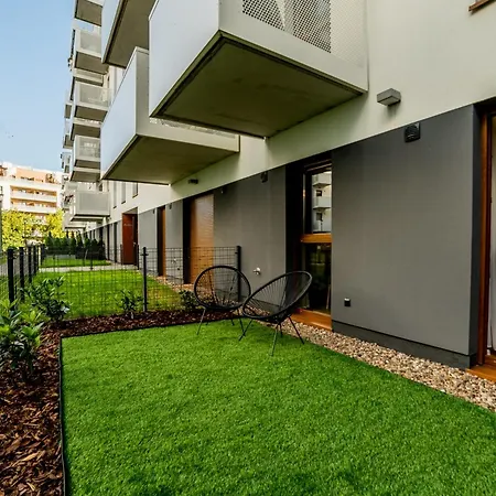 Posnania Comfort With Garden By Bookinghost דירה *